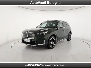 BMW iX1 eDrive 20 xLine