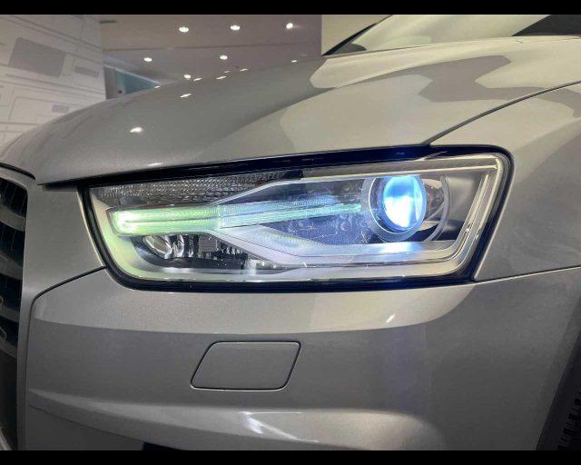 AUDI Q3 2.0 TDI 120 CV Business