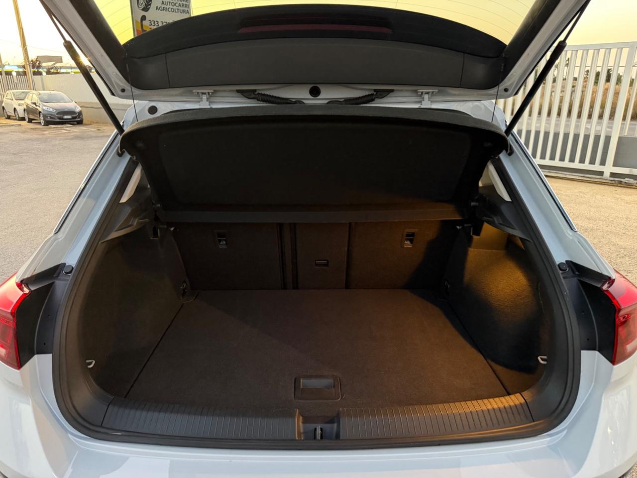 VOLKSWAGEN T-ROC 2.0 TDI 150 DSG 4MOTION TETTO