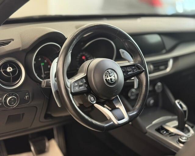 Alfa Romeo Stelvio 2.2 Turbodiesel 210 CV AT8 Q4 Veloce