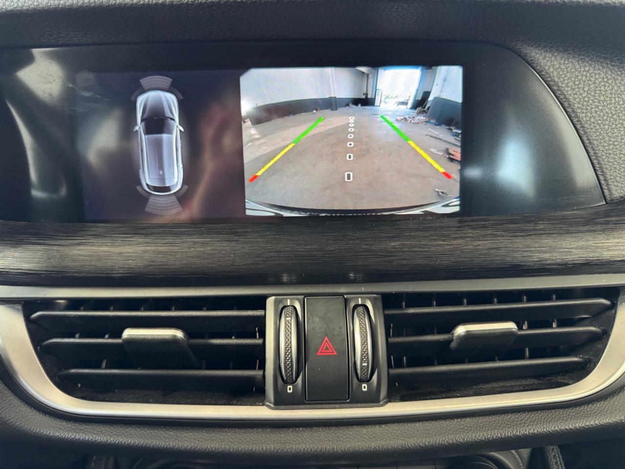 Alfa Romeo Stelvio 2.2 Turbodiesel 160 CV AT8 RWD Sprint