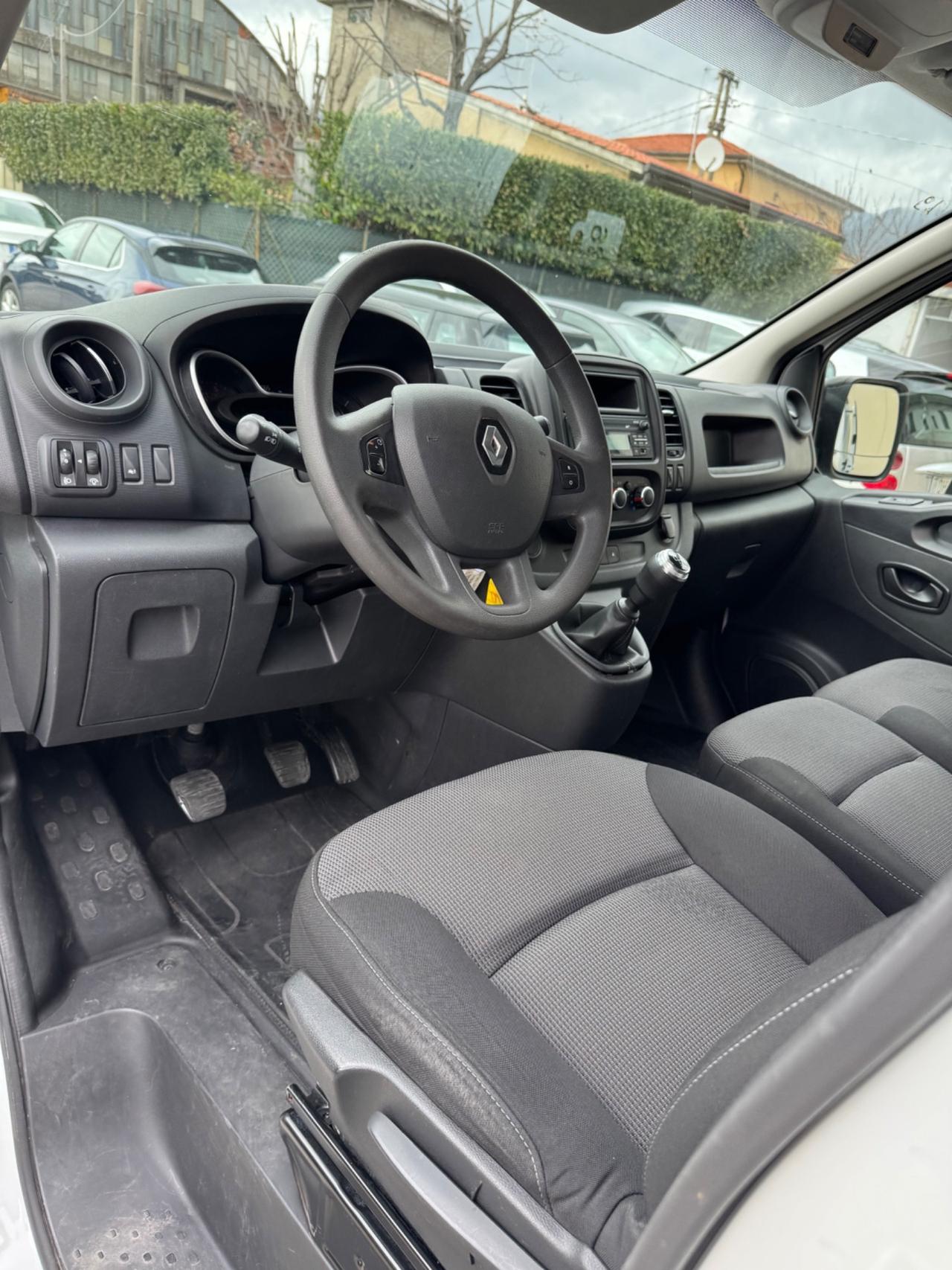 Renault Traffic 4 serie