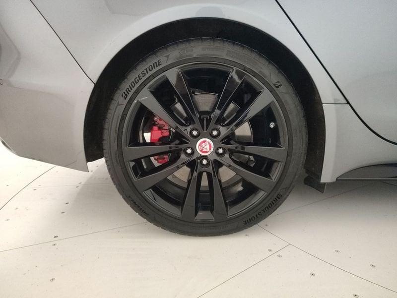 Jaguar XE 2.0d i4 mhev R-Dynamic S awd 204cv auto