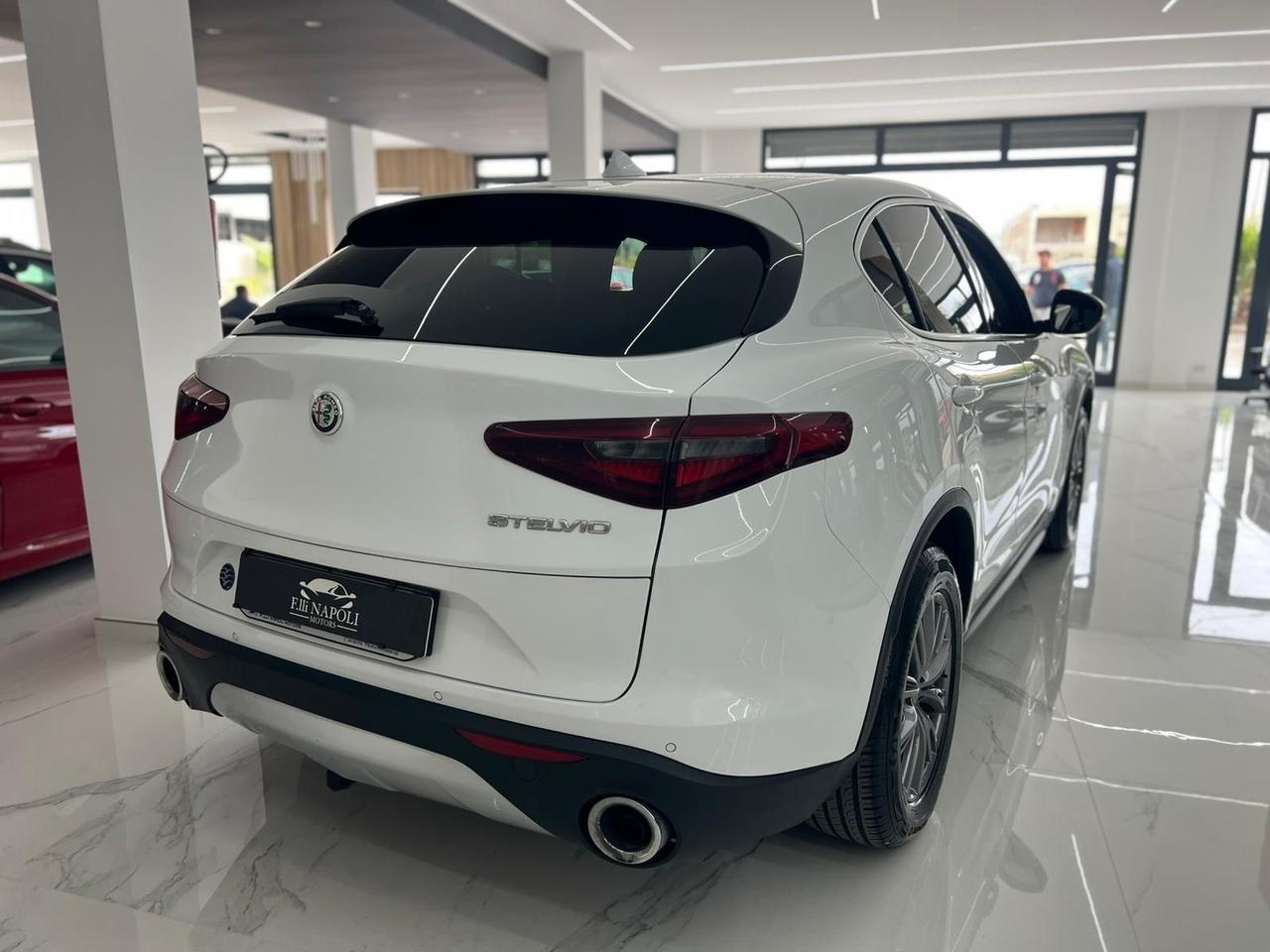 Alfa Romeo Stelvio 2.2 Turbodiesel 180 CV AT8 RWD Super