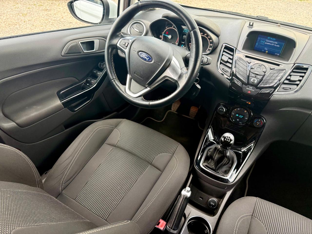 Ford Fiesta 1.5 TDCi 75CV 5 porte ST-Line