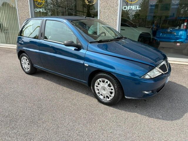 Lancia Y 1.2i 16V cat LX