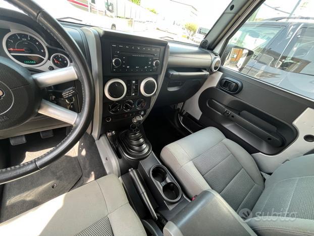 JEEP Wrangler 3ª serie - 2010