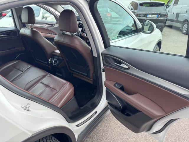 ALFA ROMEO Stelvio 2.2 Turbodiesel perla 210 CV AT8 Q4 Super 4x4 4WD