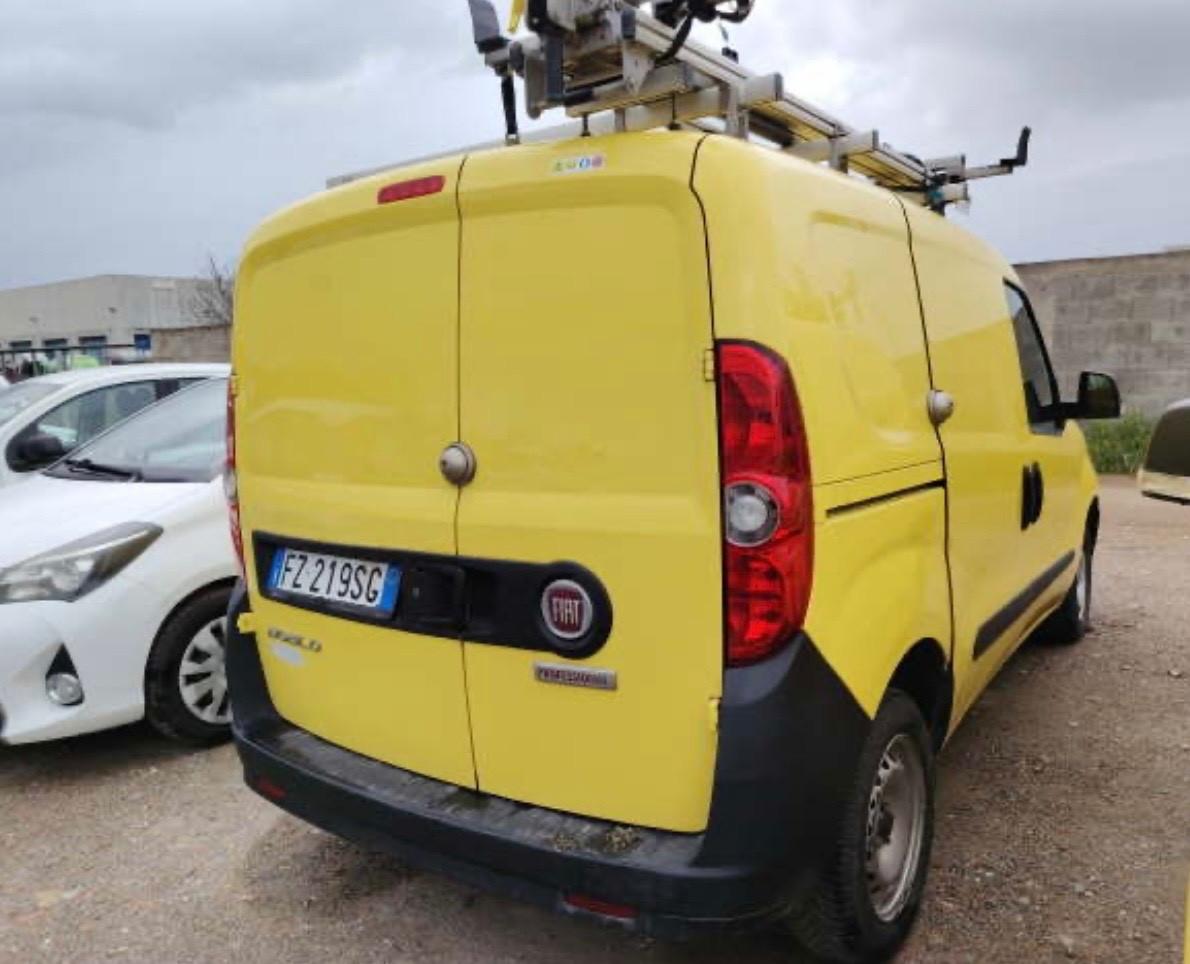 Fiat doblo unico proprietario permuta garanzia