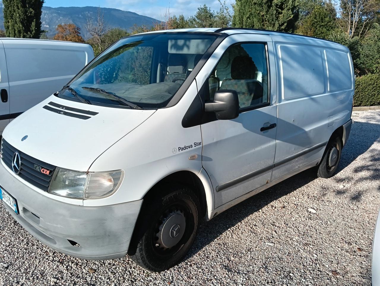 Mercedes-benz V 220 CDI cat Trend