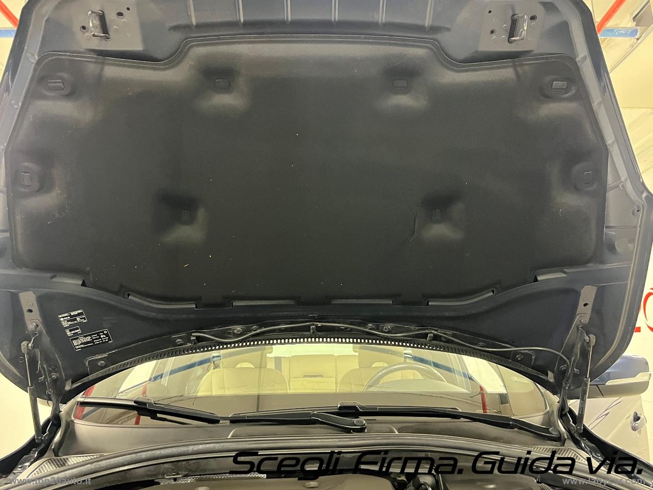 VOLVO XC60 D4 Summum|TETTO APRIBILE|PELLE|SEDILI RISC.