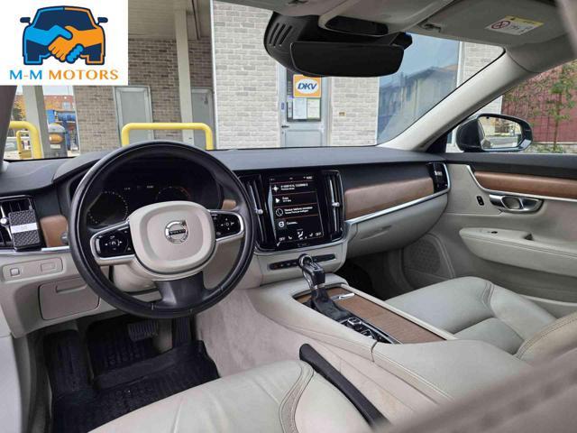 VOLVO V90 D4 AWD Geartronic Momentum