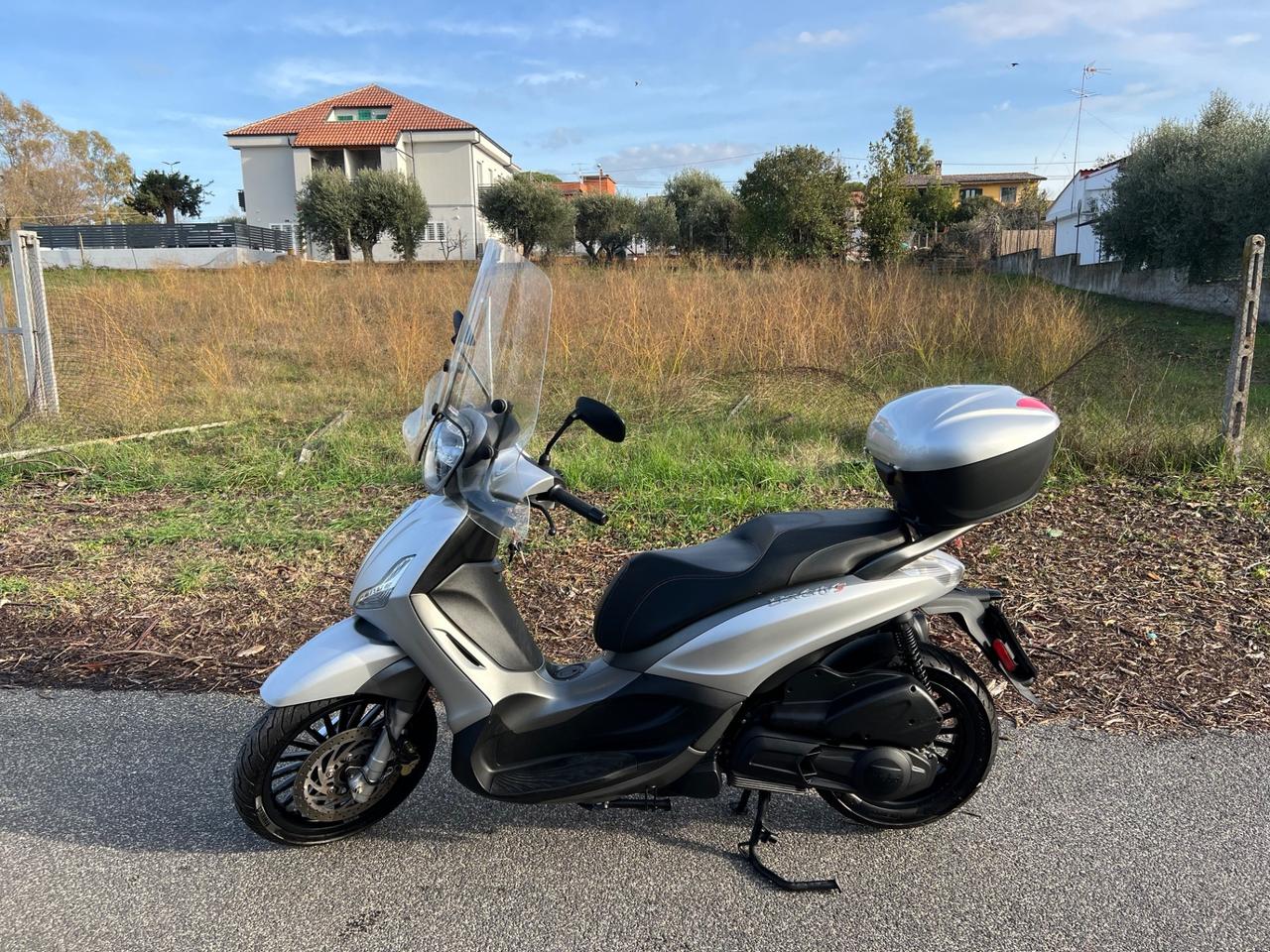 Piaggio Beverly 300