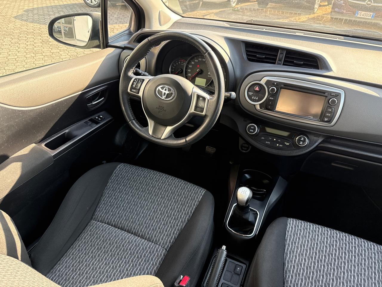 Toyota Yaris 1.0 5 porte|UNIPRO