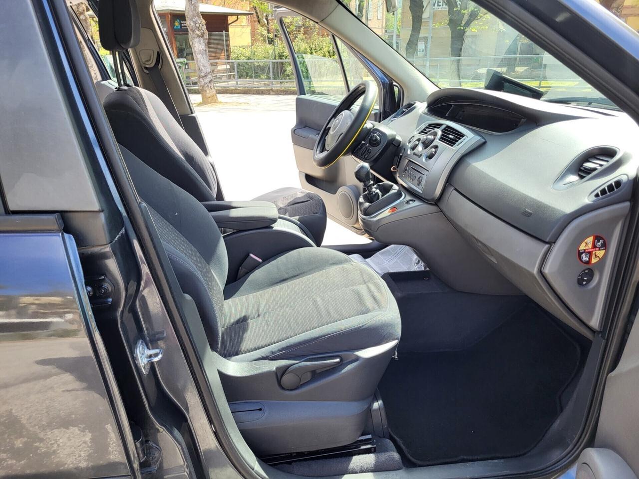 RENAULT SCENIC 1,5 dCi-TAGLIANDO NUOVO