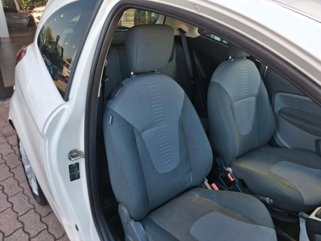 Ford Ka Ka+ 1.2 8V 69CV Titanium