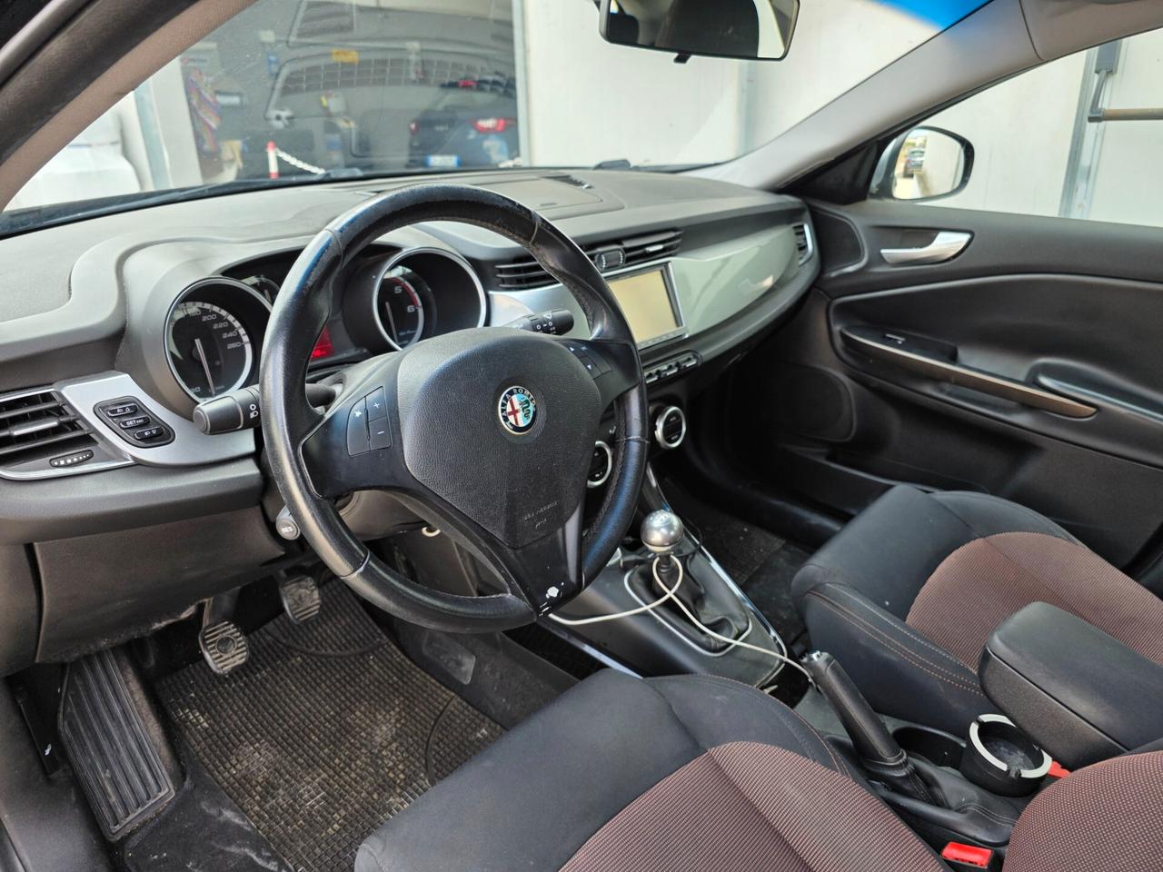 Alfa Romeo Giulietta 1.6 JTDm-2 105 CV