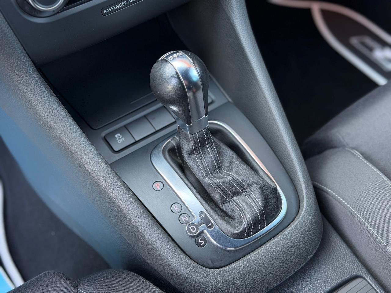 Volkswagen Golf 2.0 TSI 4mot. DSG 5p. R