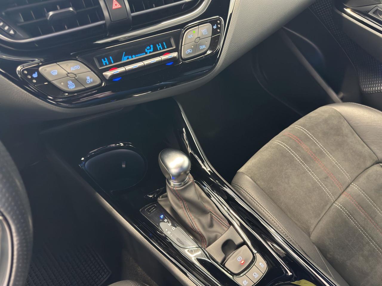 Toyota C-HR 2.0h GR Sport e-cvt