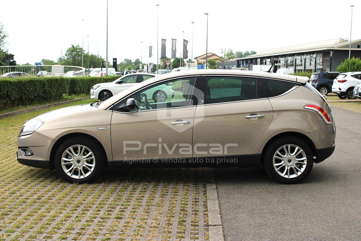 LANCIA Delta 1.6 MJT DPF 105 CV Silver