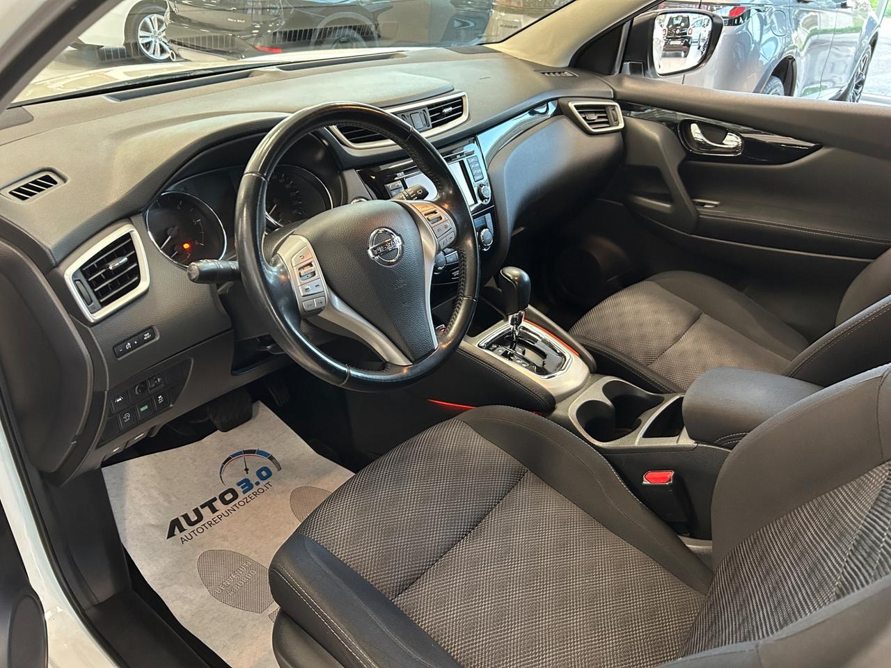 Nissan Qashqai 1.6 dCi 2WD N-Connecta Xtronic Neopatentati
