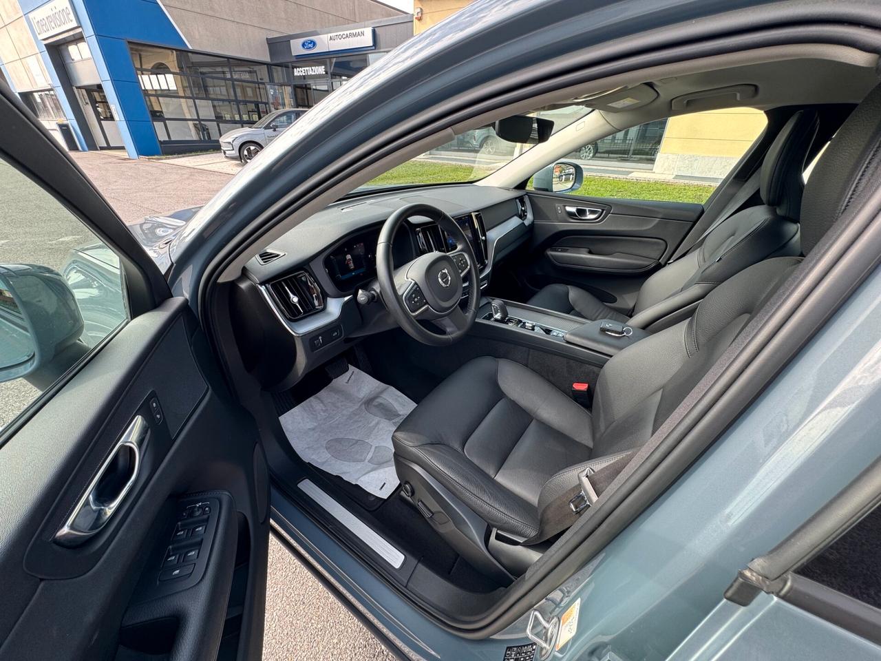 Volvo XC60 B4 AWD (Diesel/Hybrid) Momentum Bsn.