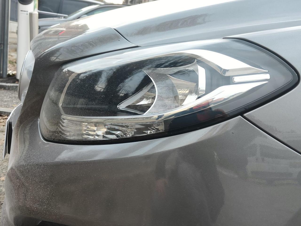 Mercedes-Benz B 180 Premium #8628