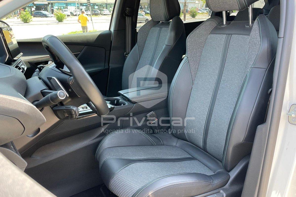 PEUGEOT 5008 BlueHDi 130 S&S EAT8 Active Pack