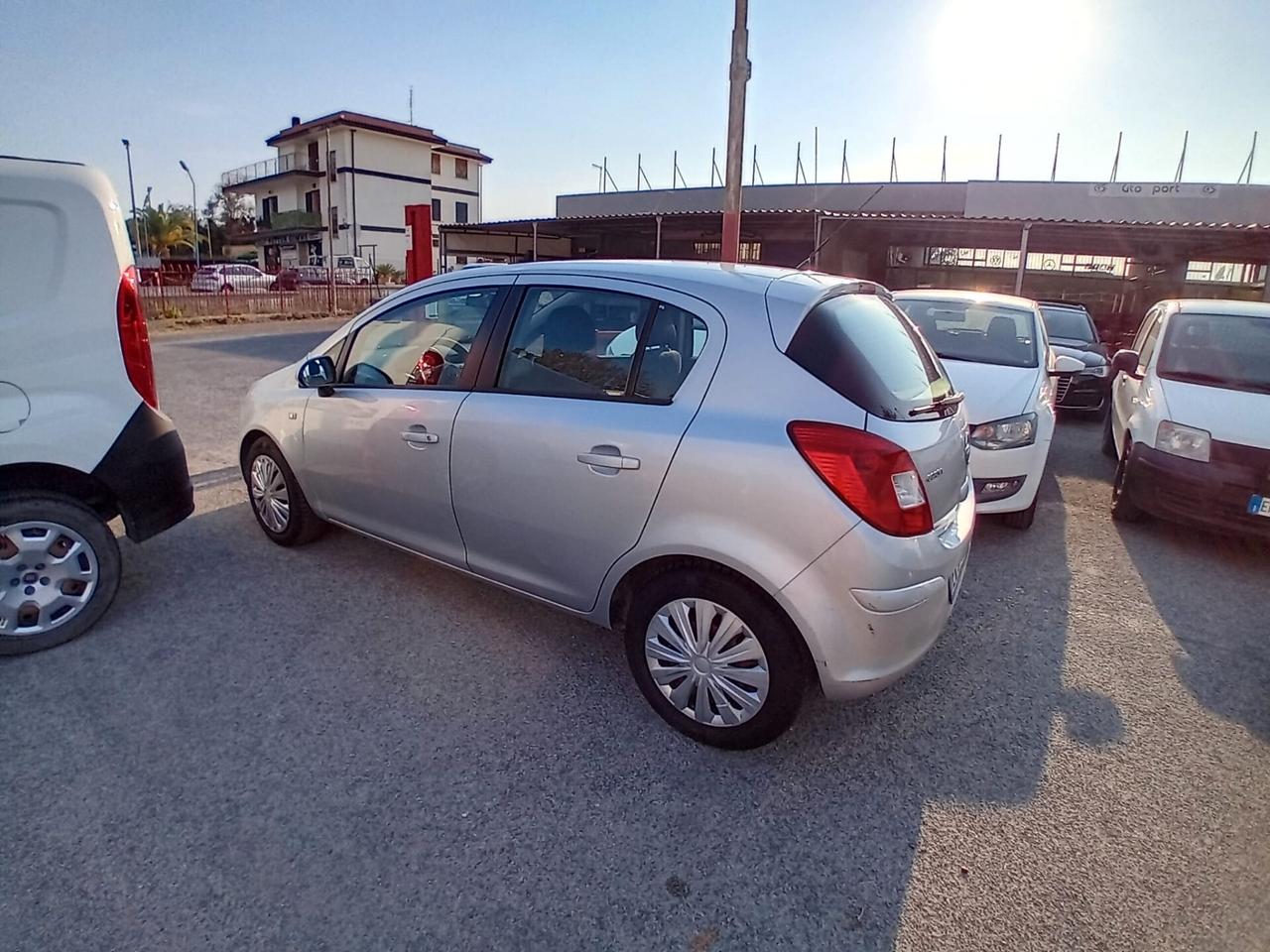 Opel Corsa 1.3 CDTI 75CV 5 porte