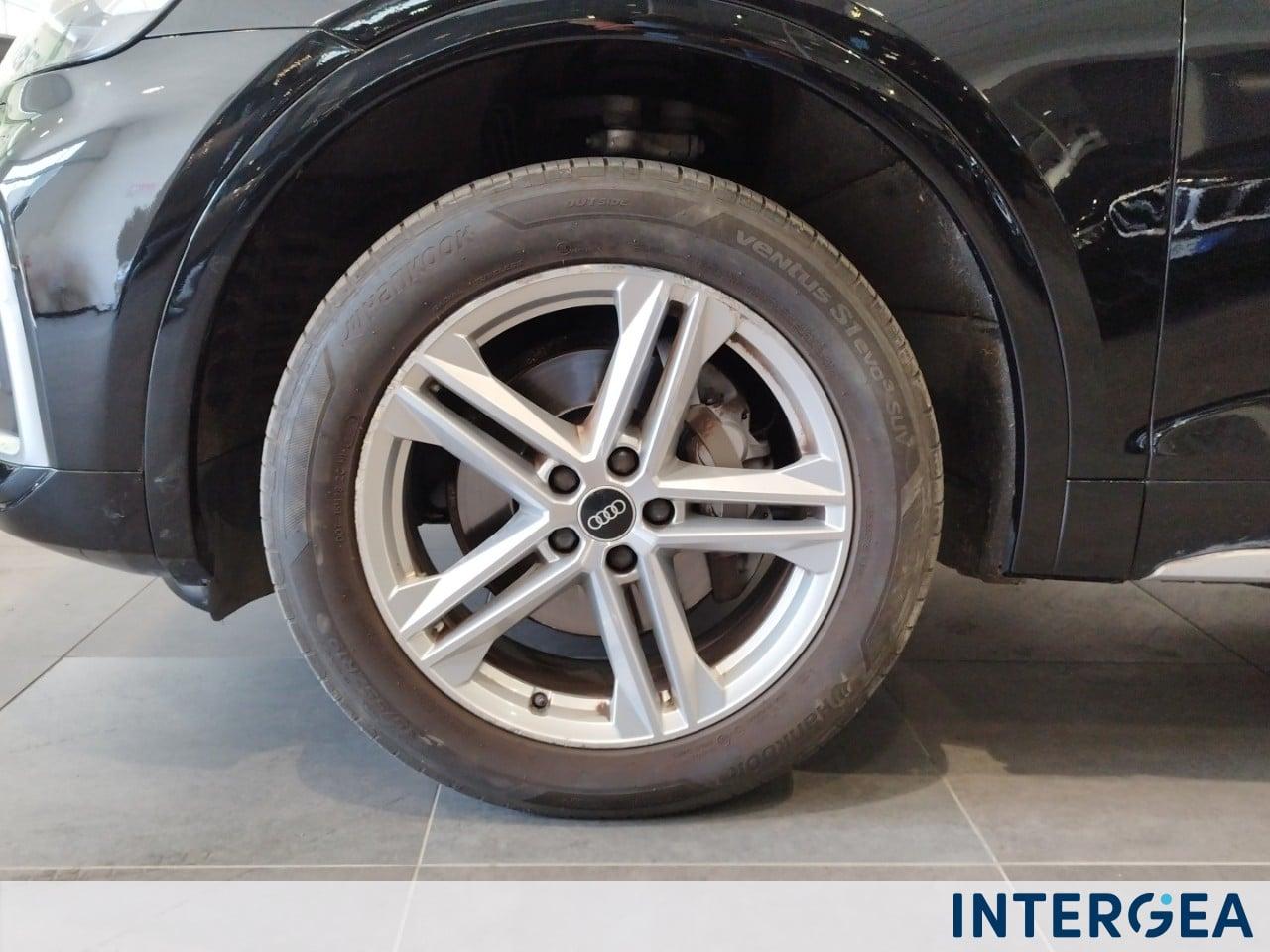 AUDI Q5 Sportback 40 2.0 tdi mhev 12V S line qua