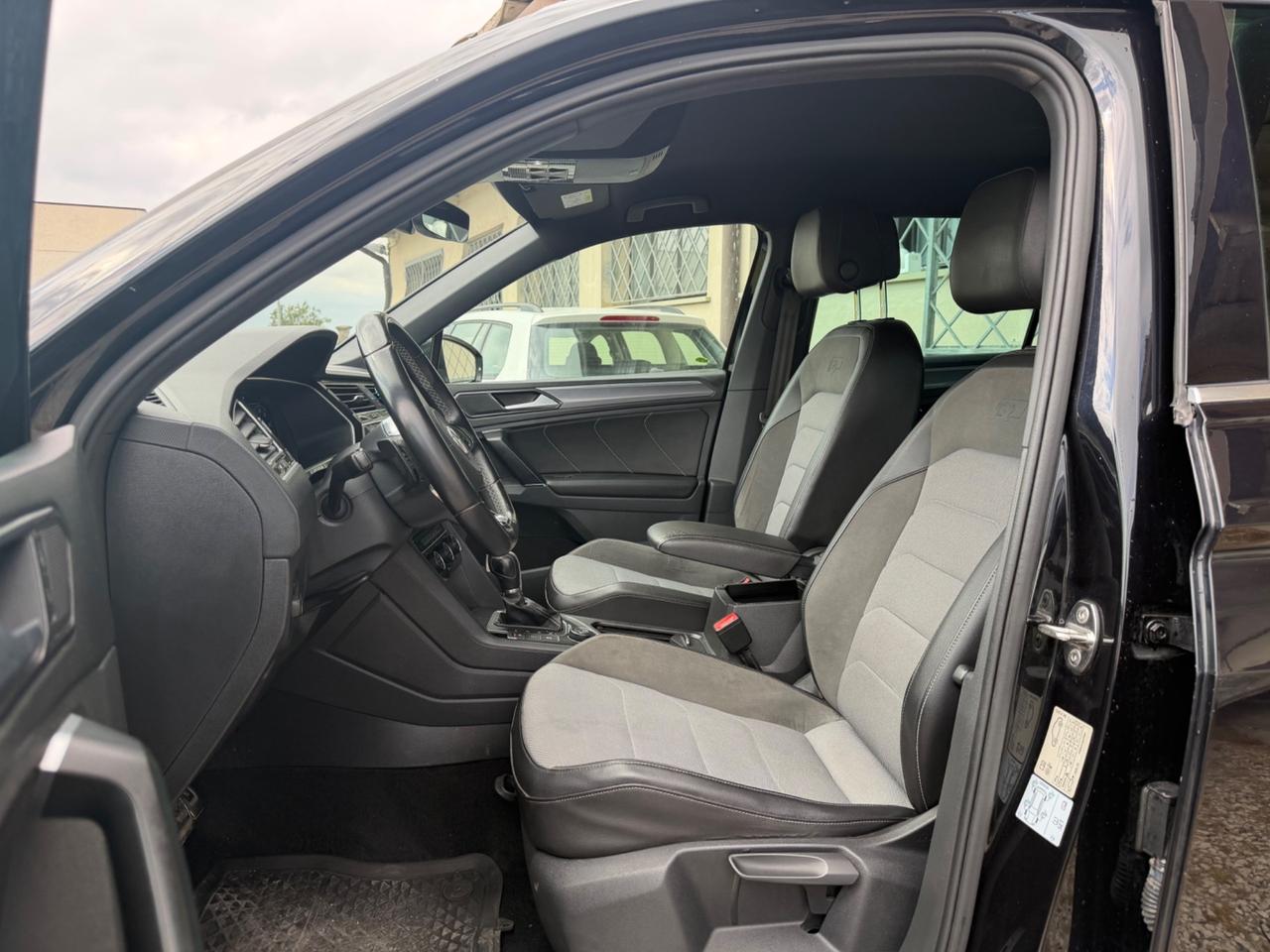 Volkswagen Tiguan 2.0 BiTDI SCR DSG 4MOTION Advanced R-Line BMT