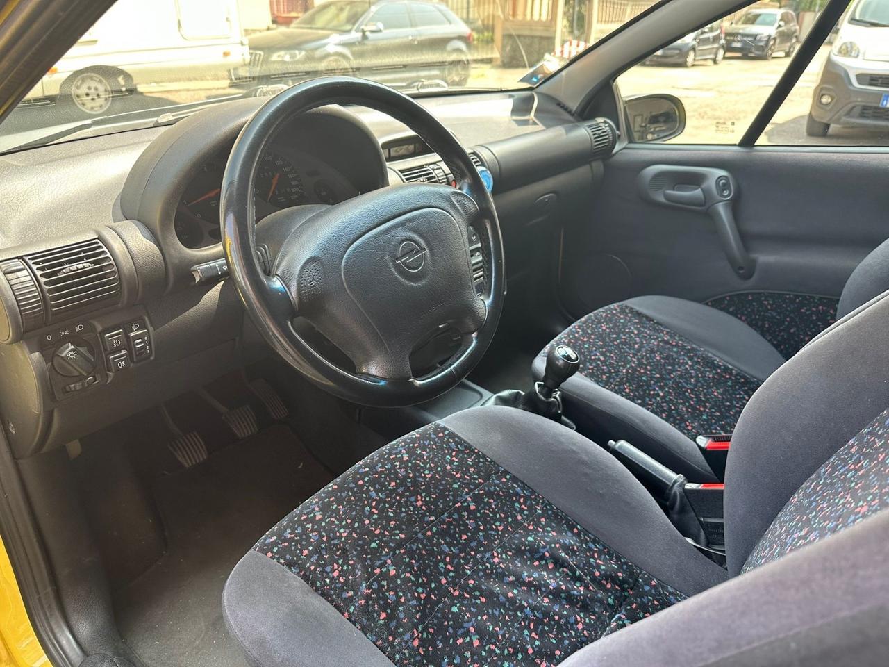 Opel Tigra 1.4i 16V cat