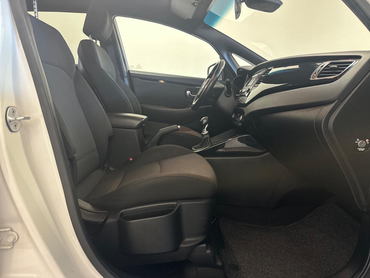 Kia Carens 1.7 CRDi 115 CV Class 7 POSTI GANCIO TRAINO