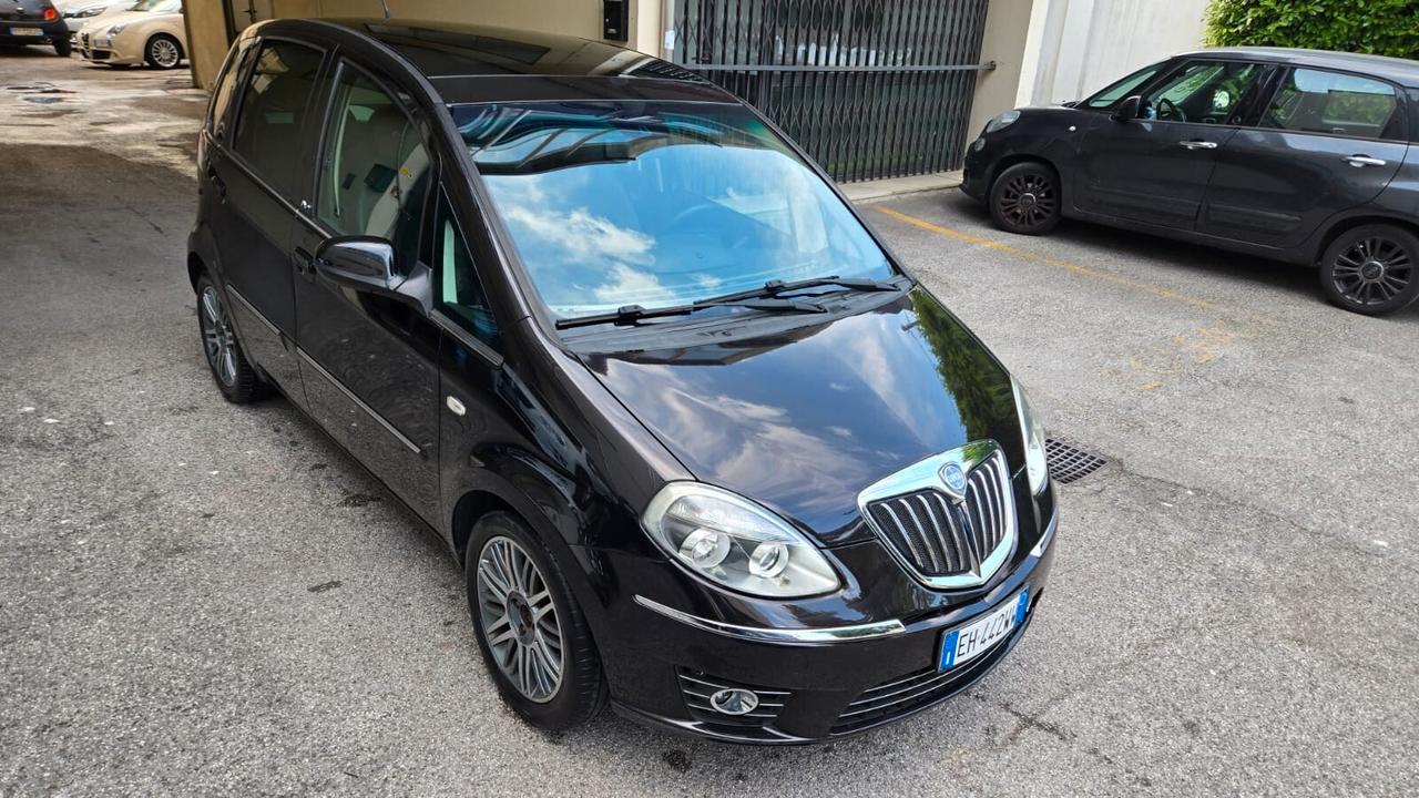 Lancia MUSA 1.4 16V 5th Avenue