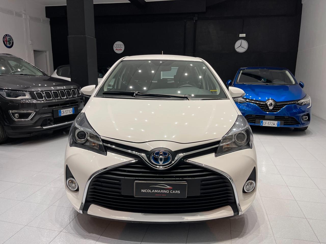 Toyota Yaris 1.5 Hybrid 5 porte Cool