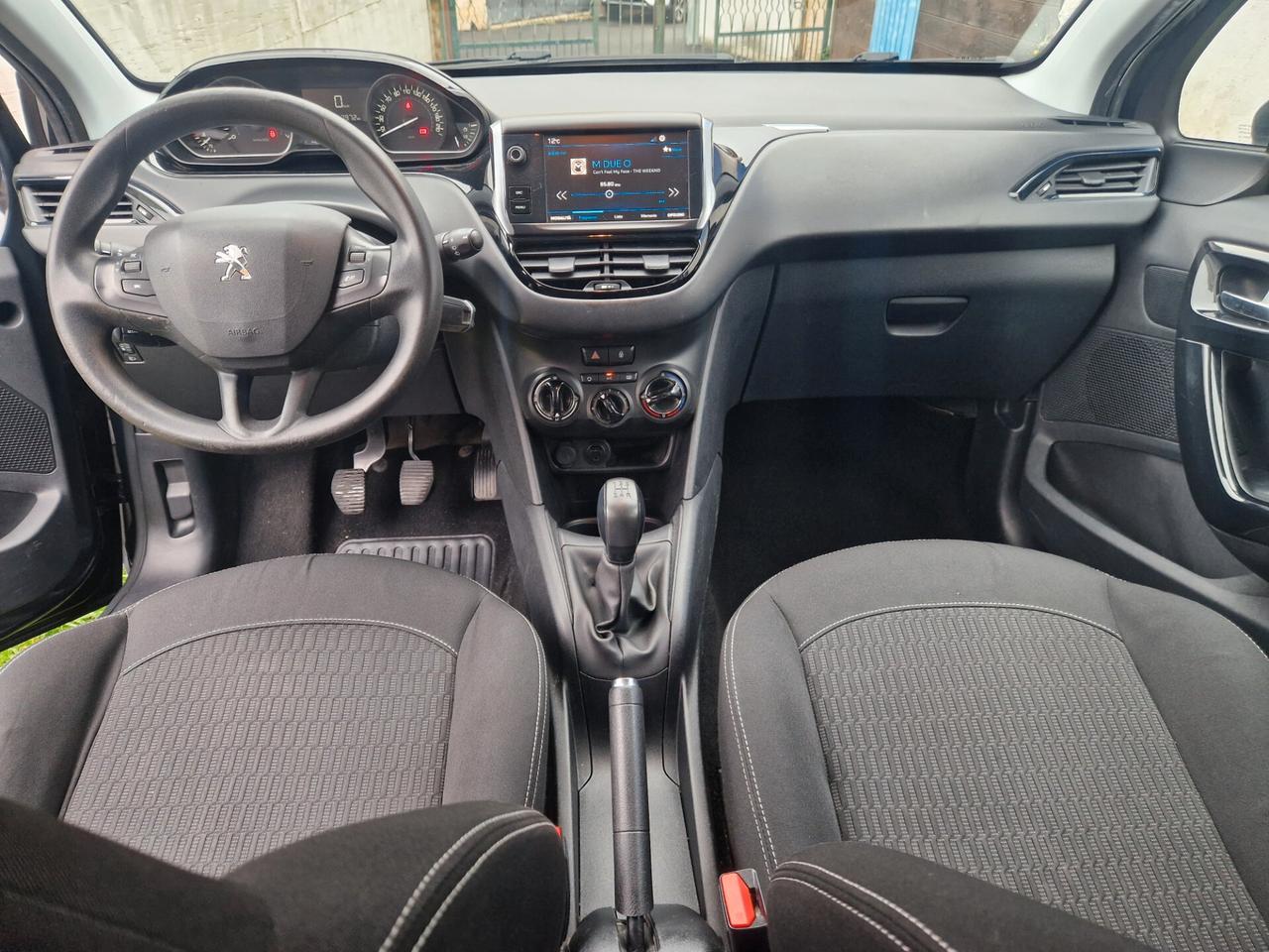 Peugeot 208 5 porte Active NEOPATENTATI