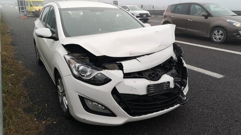 Hyundai i30 1.6 CRDi 128 CV 5p. Comfort INCIDENTATA