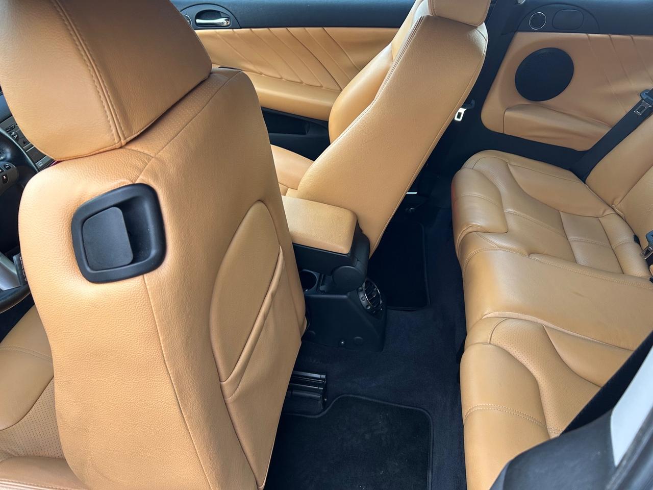 Alfa Romeo GT 1.9 MJT 16V Luxury 100000km