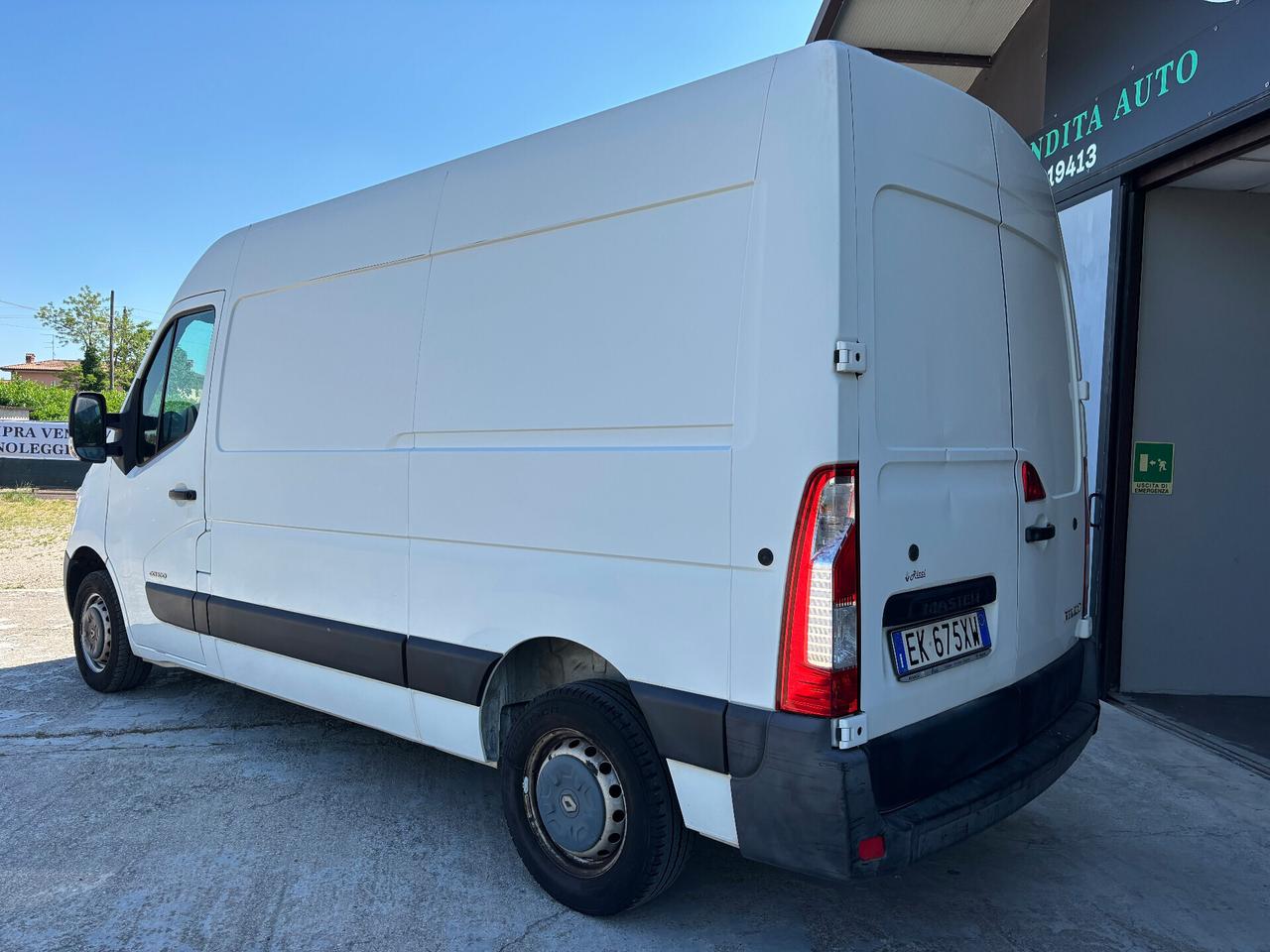 Renault Master 2.3 dCi 74KW 101CV H2 L2