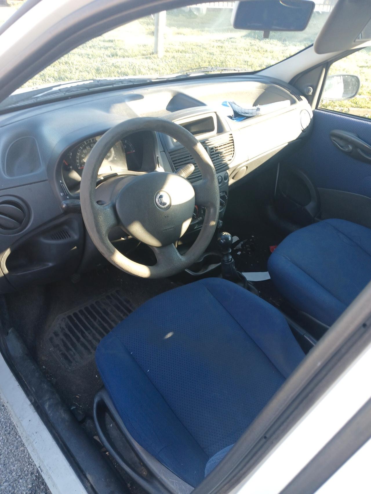 Fiat Punto 1.2i cat 5 porte EL GPL GPL REVISIONATO