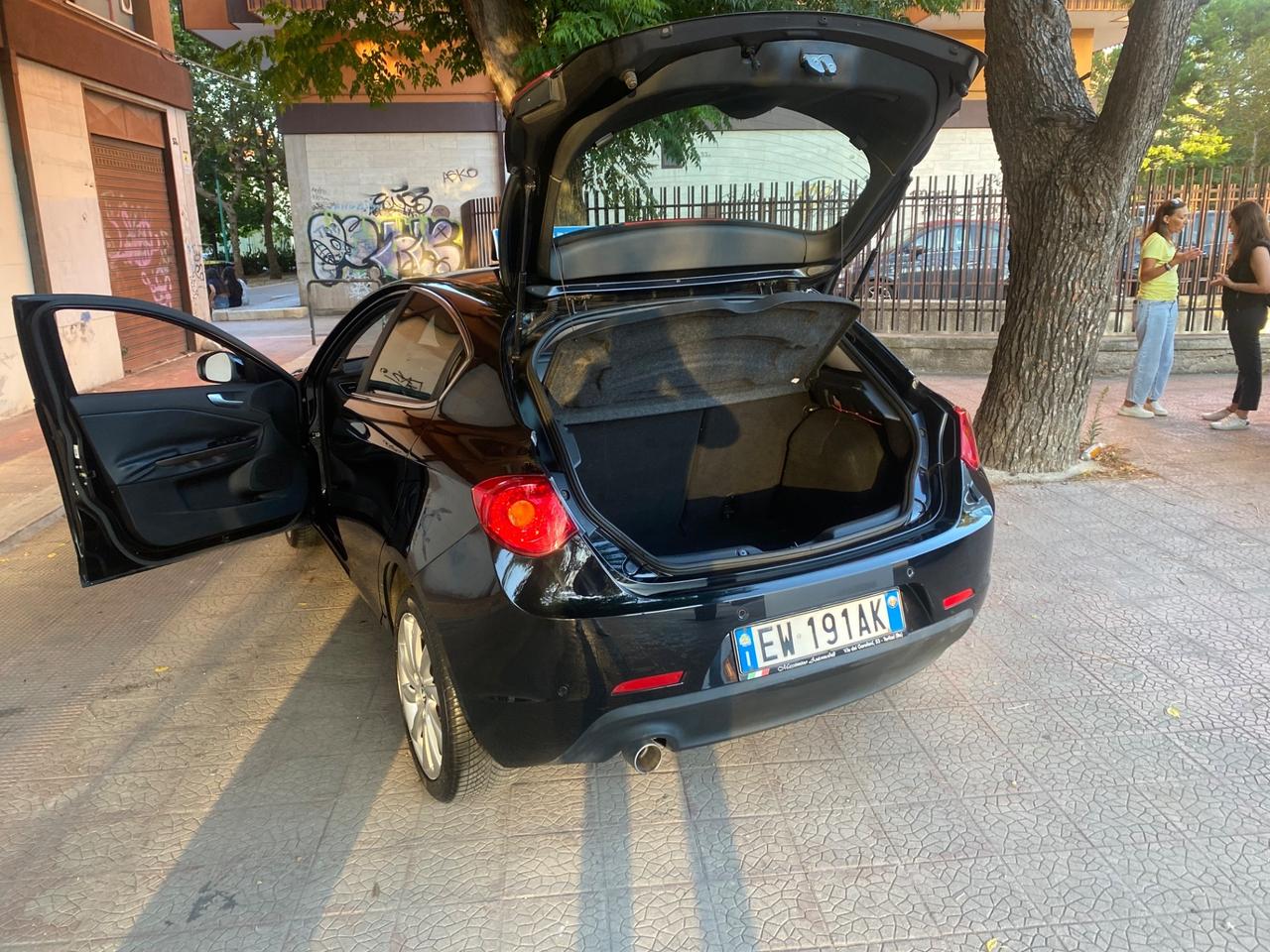 Alfa Romeo Giulietta 1.6 JTDm-2 105 CV Distinctive