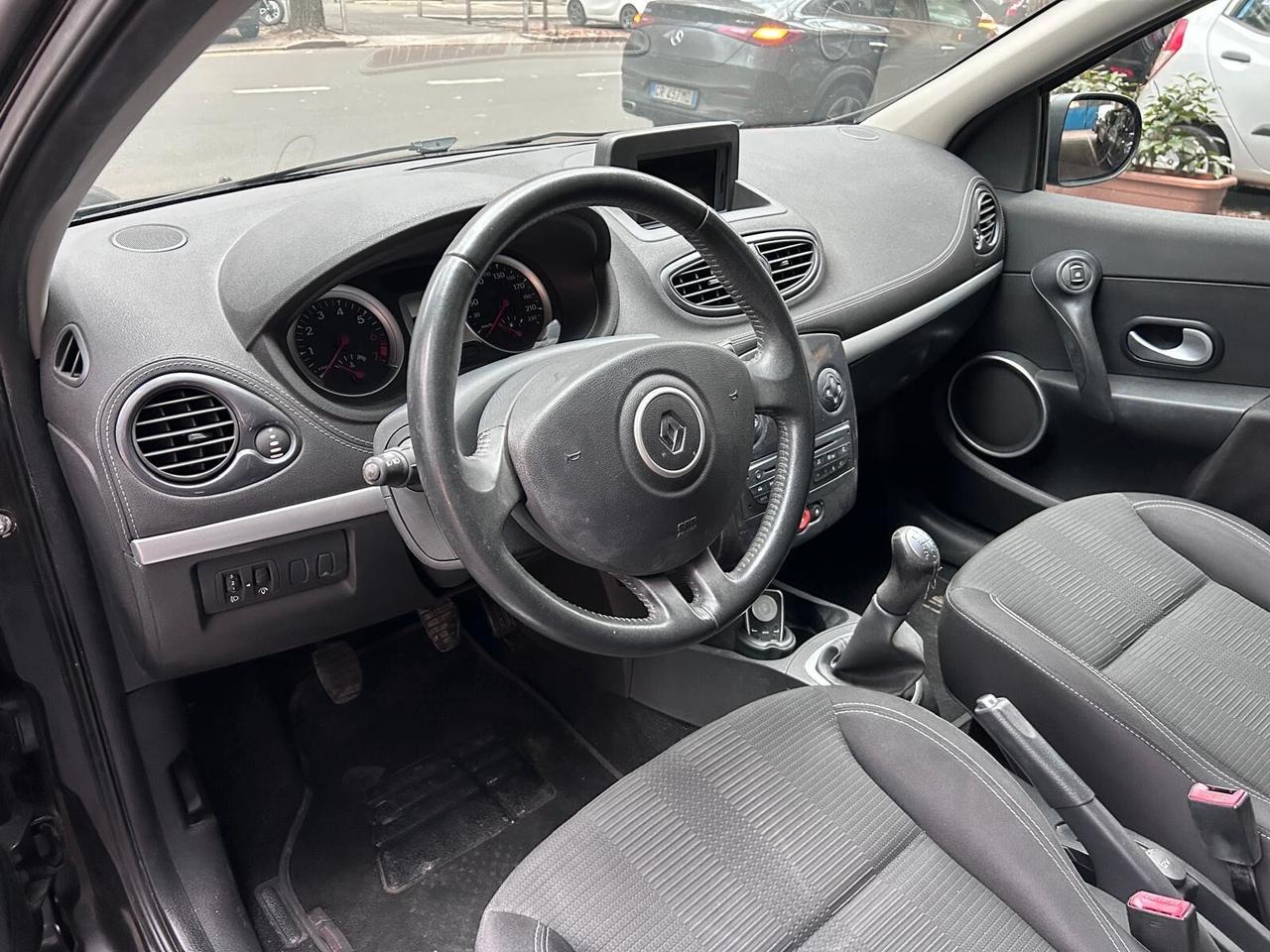 Renault Clio 1.2 16V 5 porte Luxe