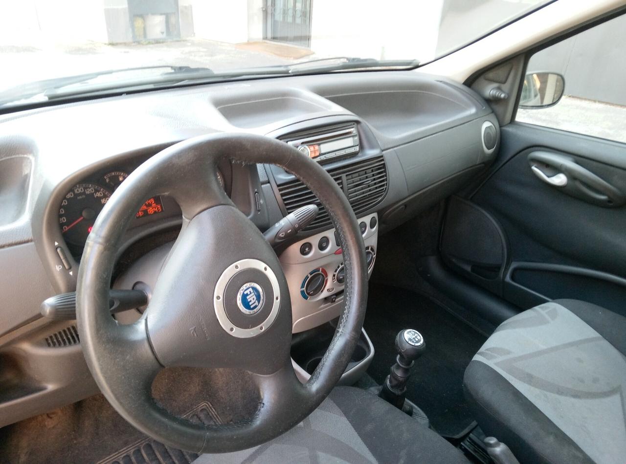 Fiat Punto 1.2 16V 3 porte Emotion