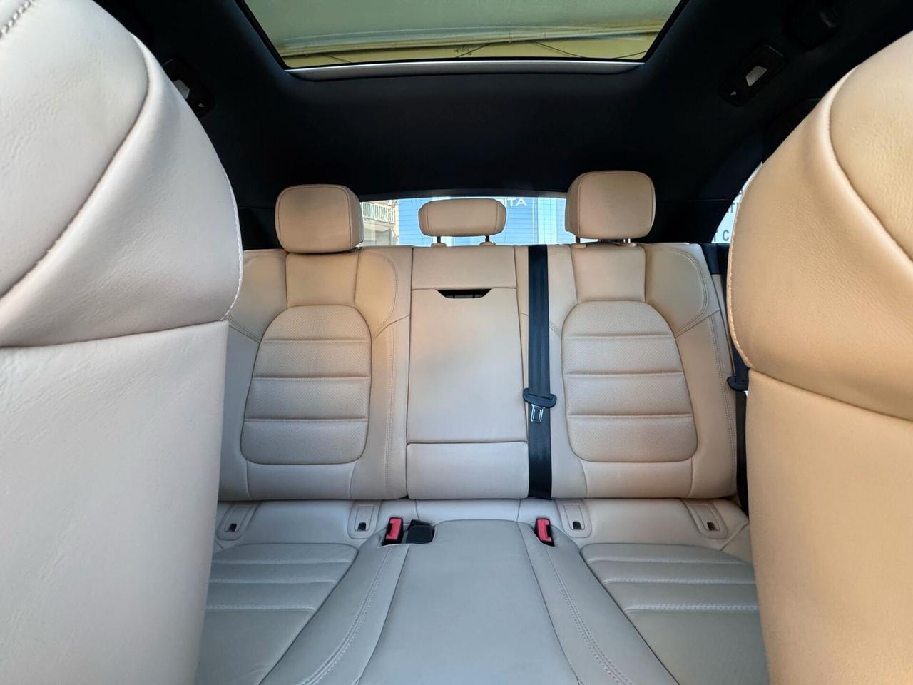 Porsche Macan 2.0 265 cv Black edition pelle totale full optional