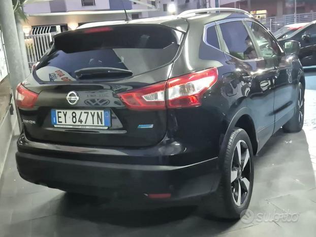 NISSAN - Qashqai - 1.6 dCi 2WD N-Connecta Tetto