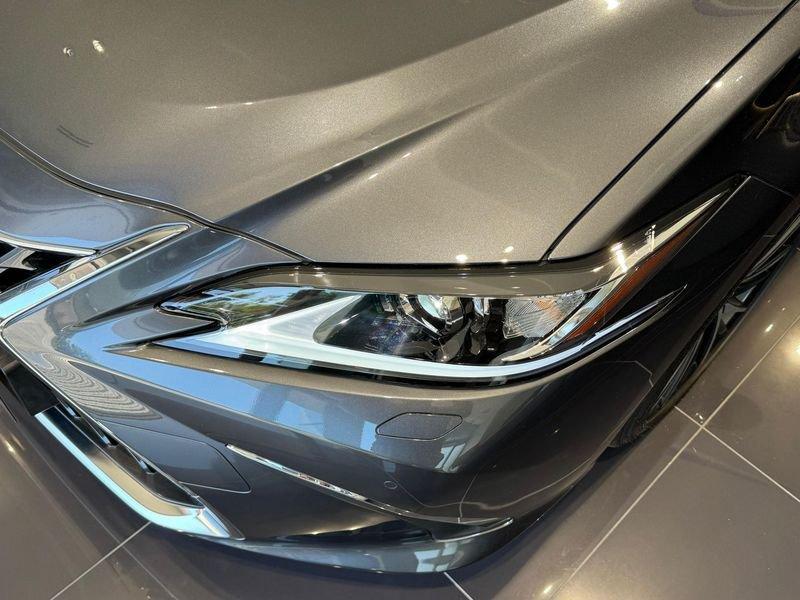 Lexus ES Hybrid Executive