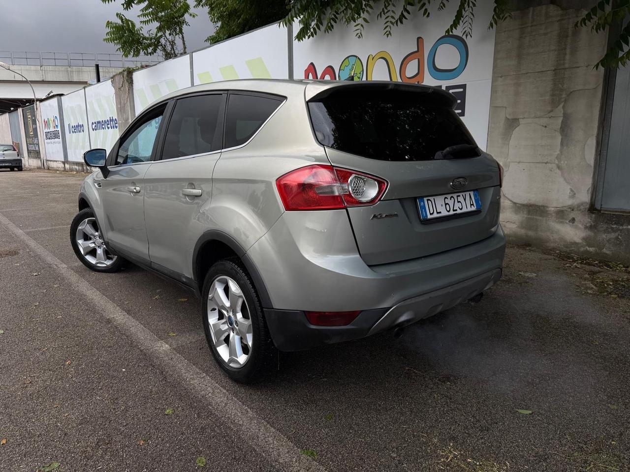 Ford Kuga 2.0 TDCi 136 CV Titanium in ottime condizioni