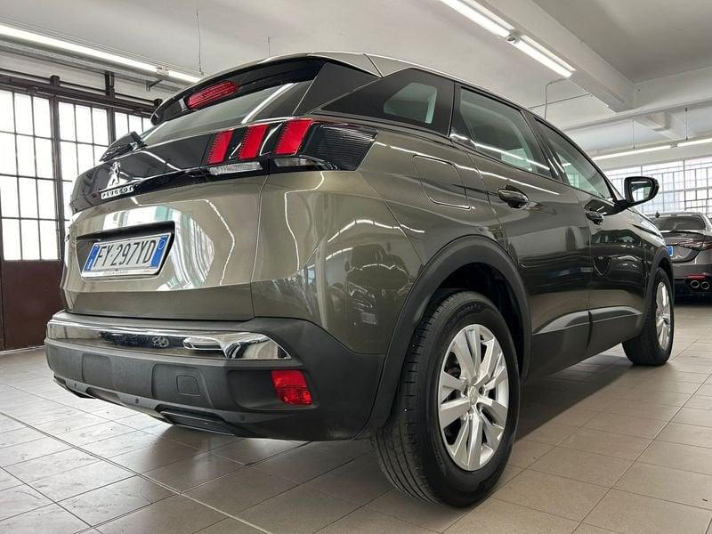 Peugeot 3008 BlueHDi 130 EAT8 S&S Business N1 autocarro