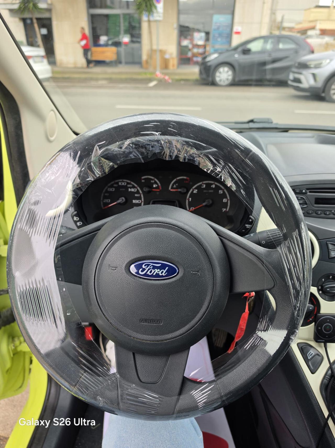Ford Ka Ka+ 1.2 8V 69CV Titanium