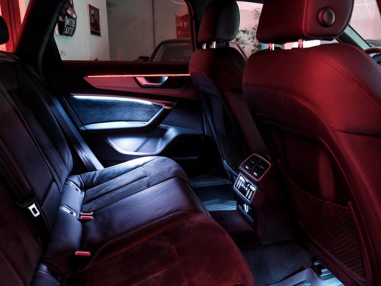 Audi A6 Avant 40 TDI S tronic S LINE